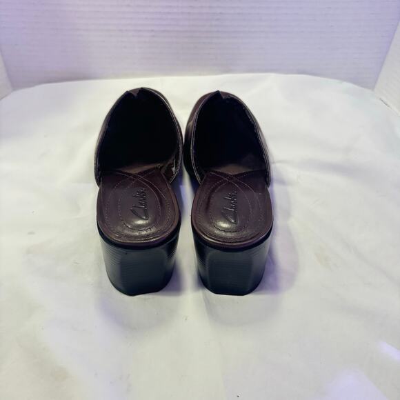 Clarks Brown Mules with Heel and closed toe SZ 7.5 - Picture 4 of 9